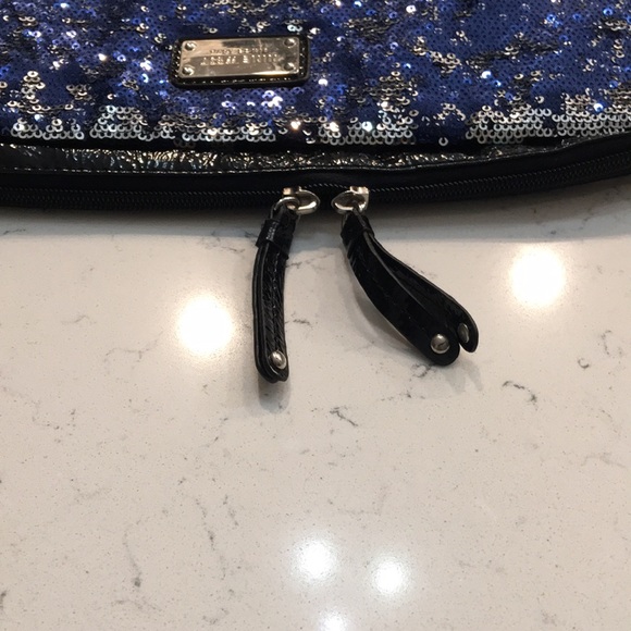 Laptop Case - Picture 3 of 8